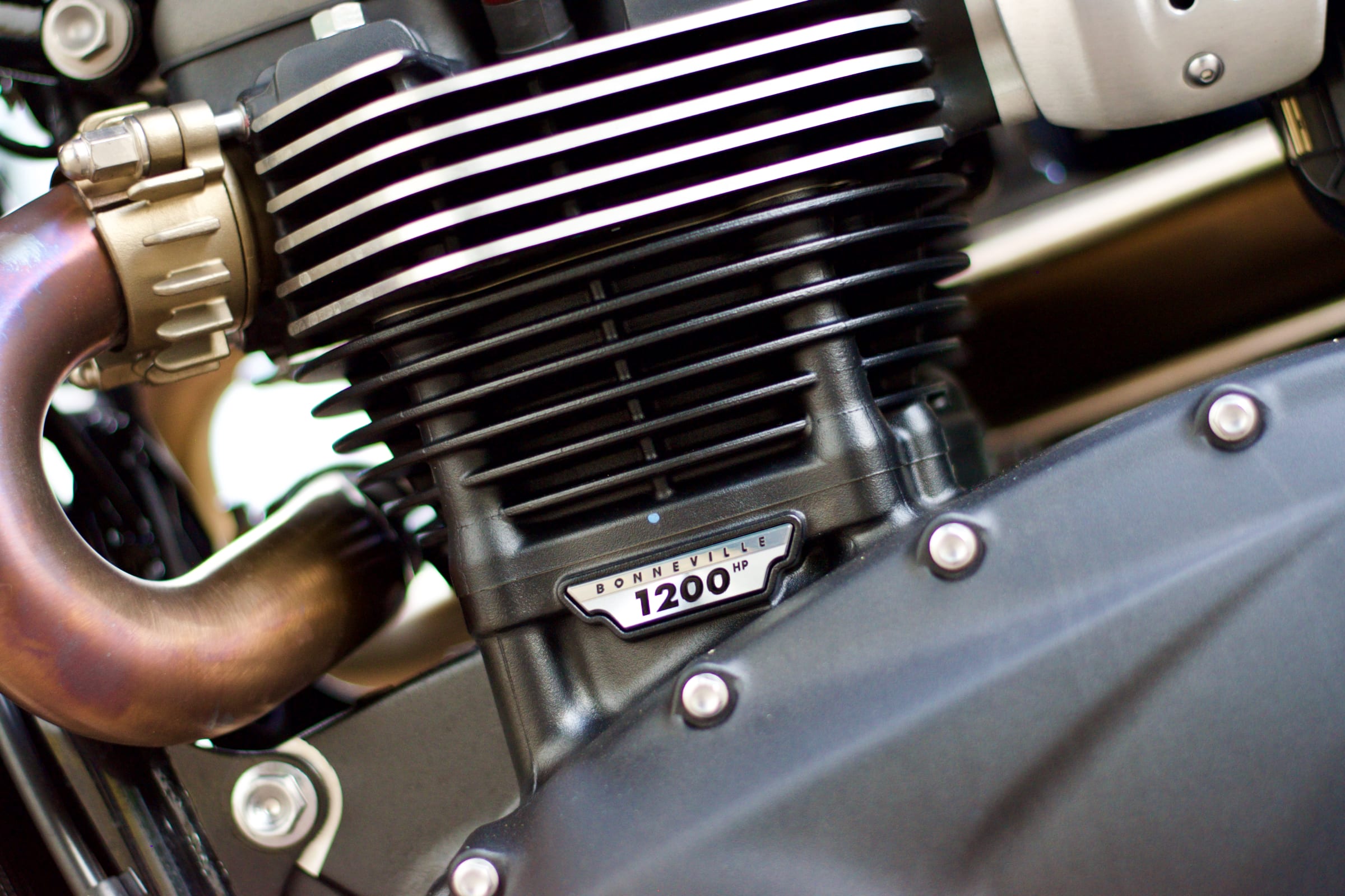 Bonneville 1200 HP engine detail